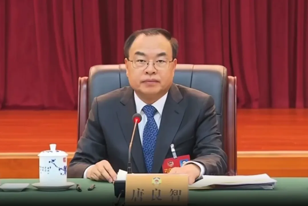 1744018633594943.jpg 2.jpg