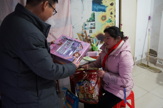 第十季“大爱万象城平台,万象城(中国)一站式服务平台 暖冬行动”系列报道新闻媒体汇编