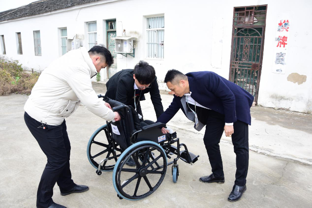 第十季“大爱万象城平台,万象城(中国)一站式服务平台 暖冬行动”系列报道新闻媒体汇编