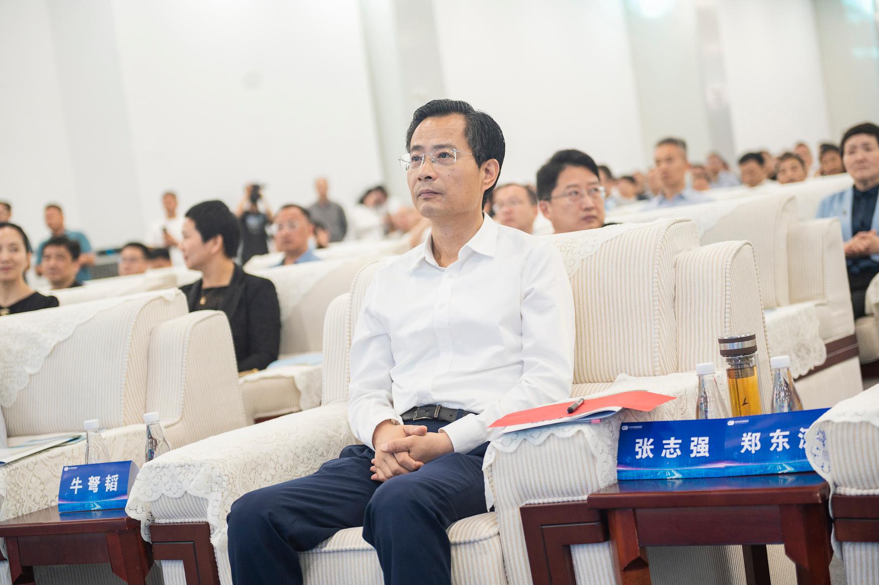 转型新样板 万象城平台,万象城(中国)一站式服务平台低碳新能源6GW n-TOPCon 电池顺利投产