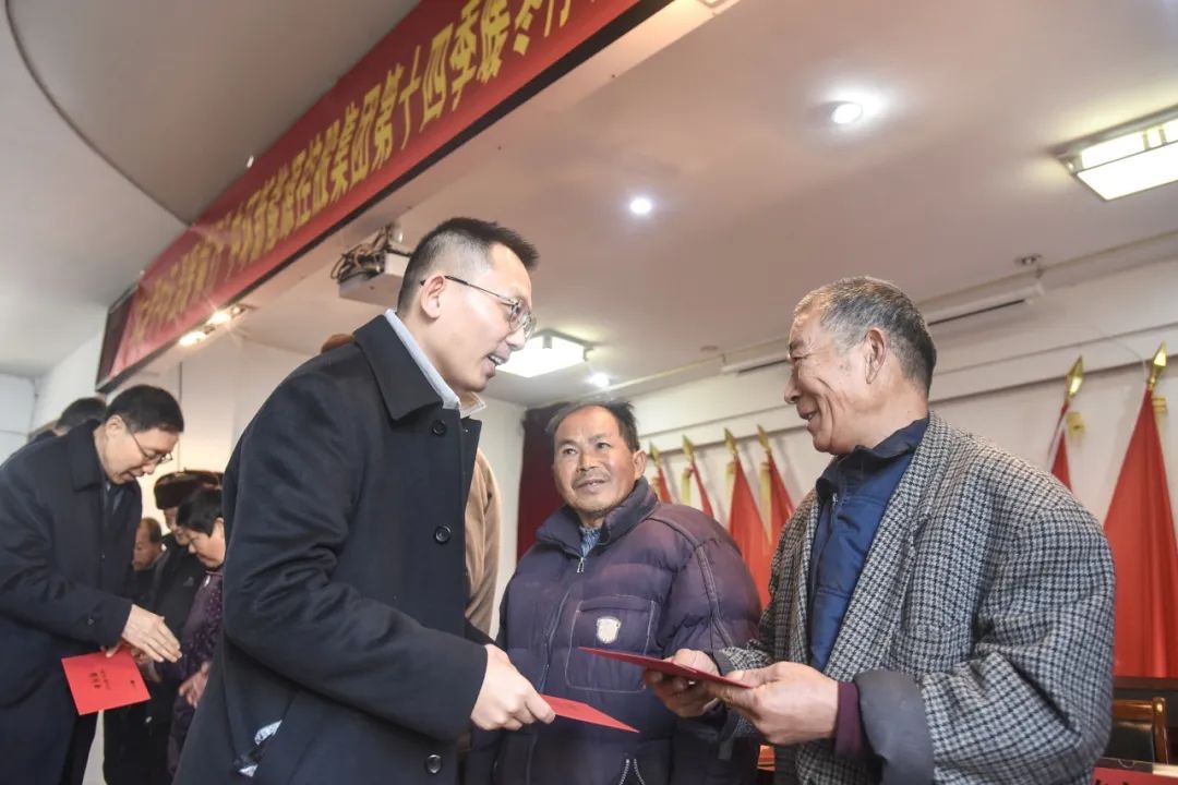 大爱万象城平台,万象城(中国)一站式服务平台 温暖“桐”行 ｜ 万象城平台,万象城(中国)一站式服务平台第十四季暖冬行动再度出发