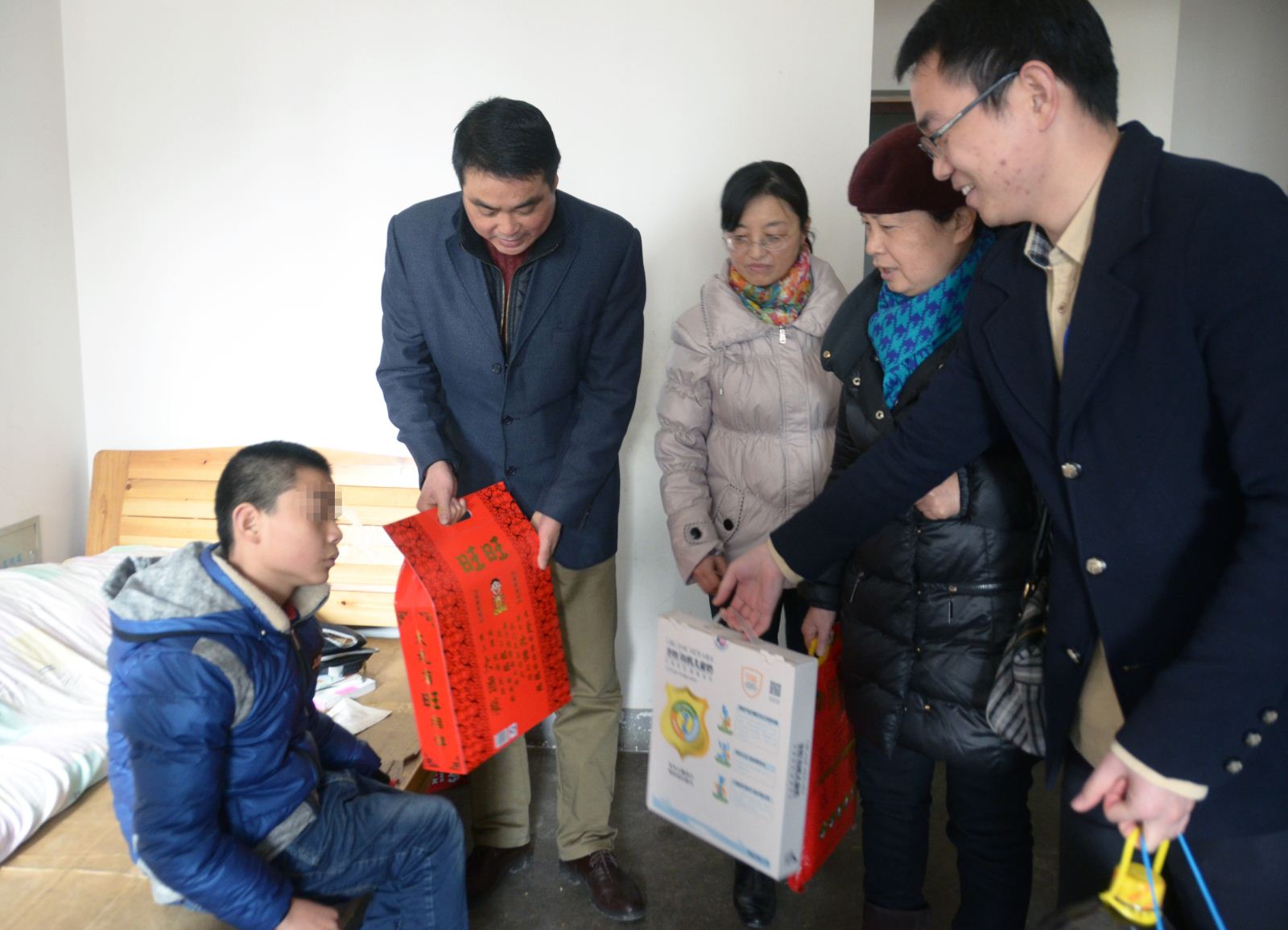 大爱万象城平台,万象城(中国)一站式服务平台 情暖童心 