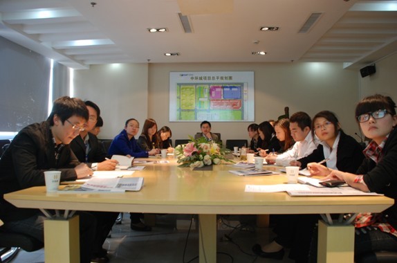 万象城平台,万象城(中国)一站式服务平台集团召开2011年第一期企业通讯员培训会