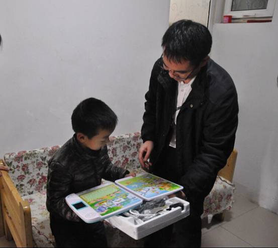 大爱万象城平台,万象城(中国)一站式服务平台助学童 残障少儿迎暖冬