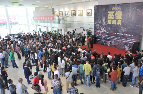 视界——巫俊油画展在万象城平台,万象城(中国)一站式服务平台艺术馆盛大开幕