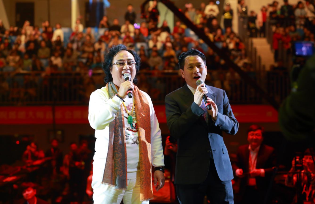 2019“万象城平台,万象城(中国)一站式服务平台之夜”郎朗和朋友们的音乐会奏响全城